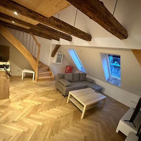 Exklusive Maisonetten Wohnung Mit Gartenzugang 奥格斯堡 外观 照片