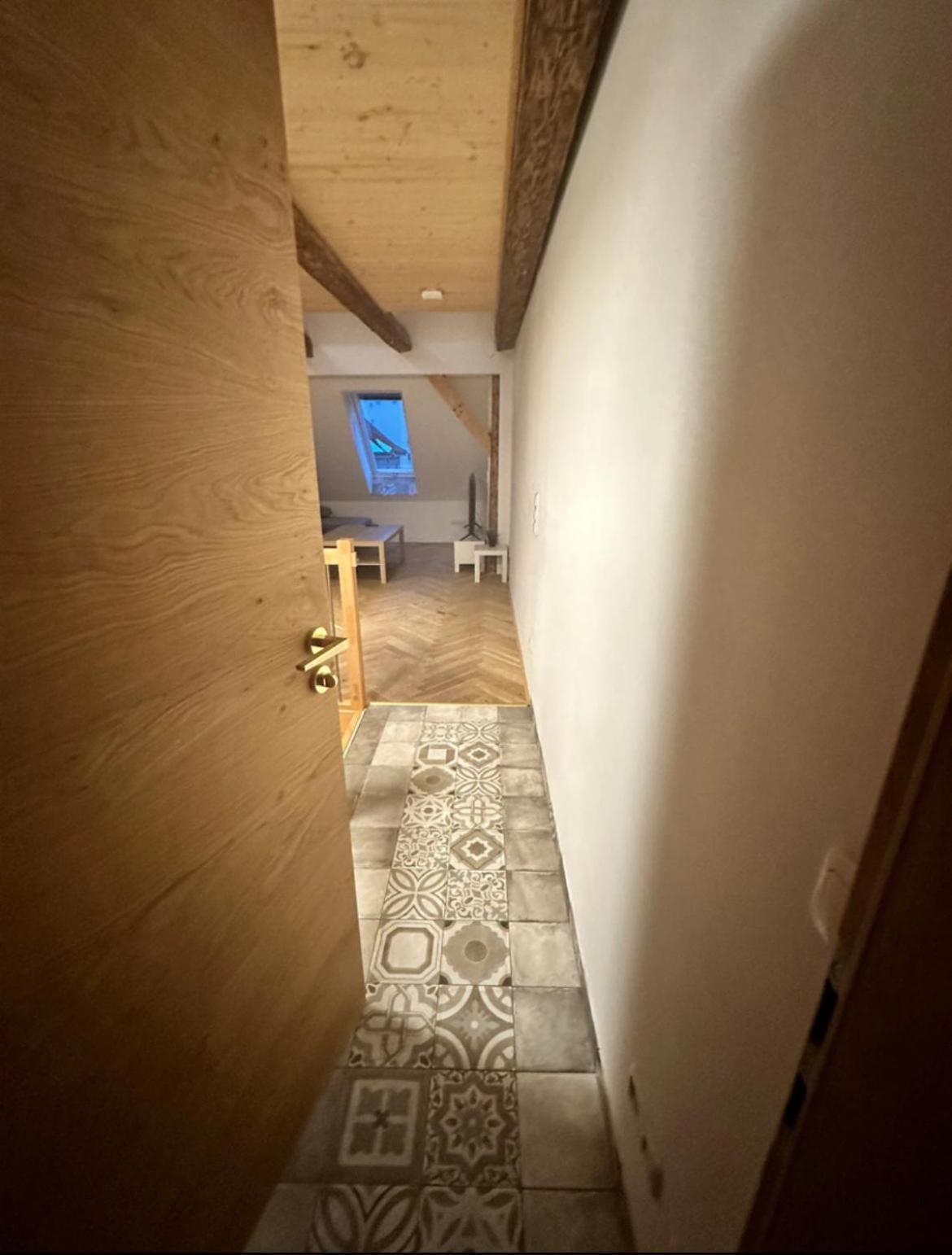 Exklusive Maisonetten Wohnung Mit Gartenzugang 奥格斯堡 外观 照片
